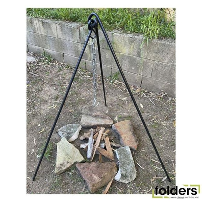 Steel campfire tripod