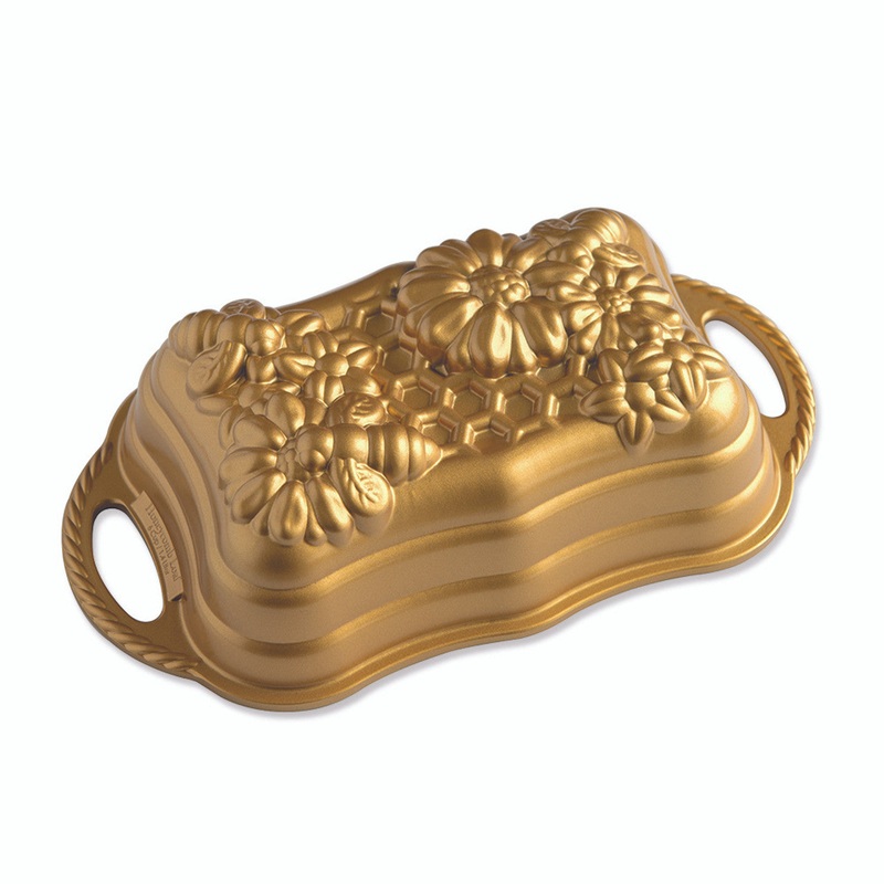 NordicWare Loaf Pan: Honeycomb