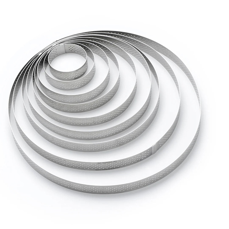 de Buyer Perforated Round Tart Rings: 0.8" tall
