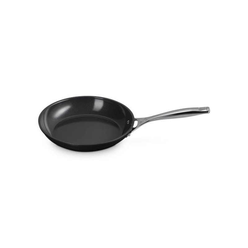 Le Creuset Essential Non-Stick Ceramic Frying Pan 24cm